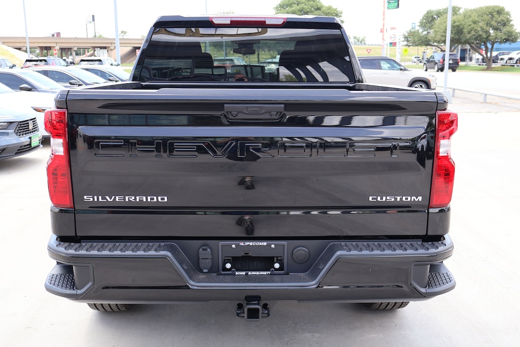 New 2026 Chevrolet Silverado 1500 Custom Truck