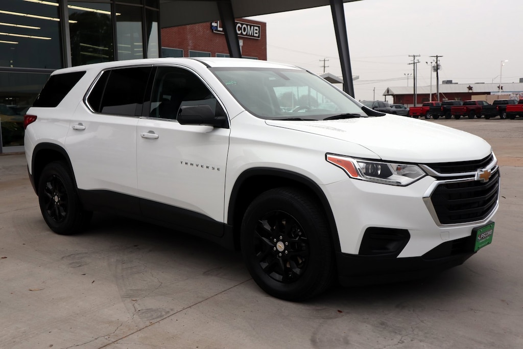 Used 2021 Chevrolet Traverse LS SUV