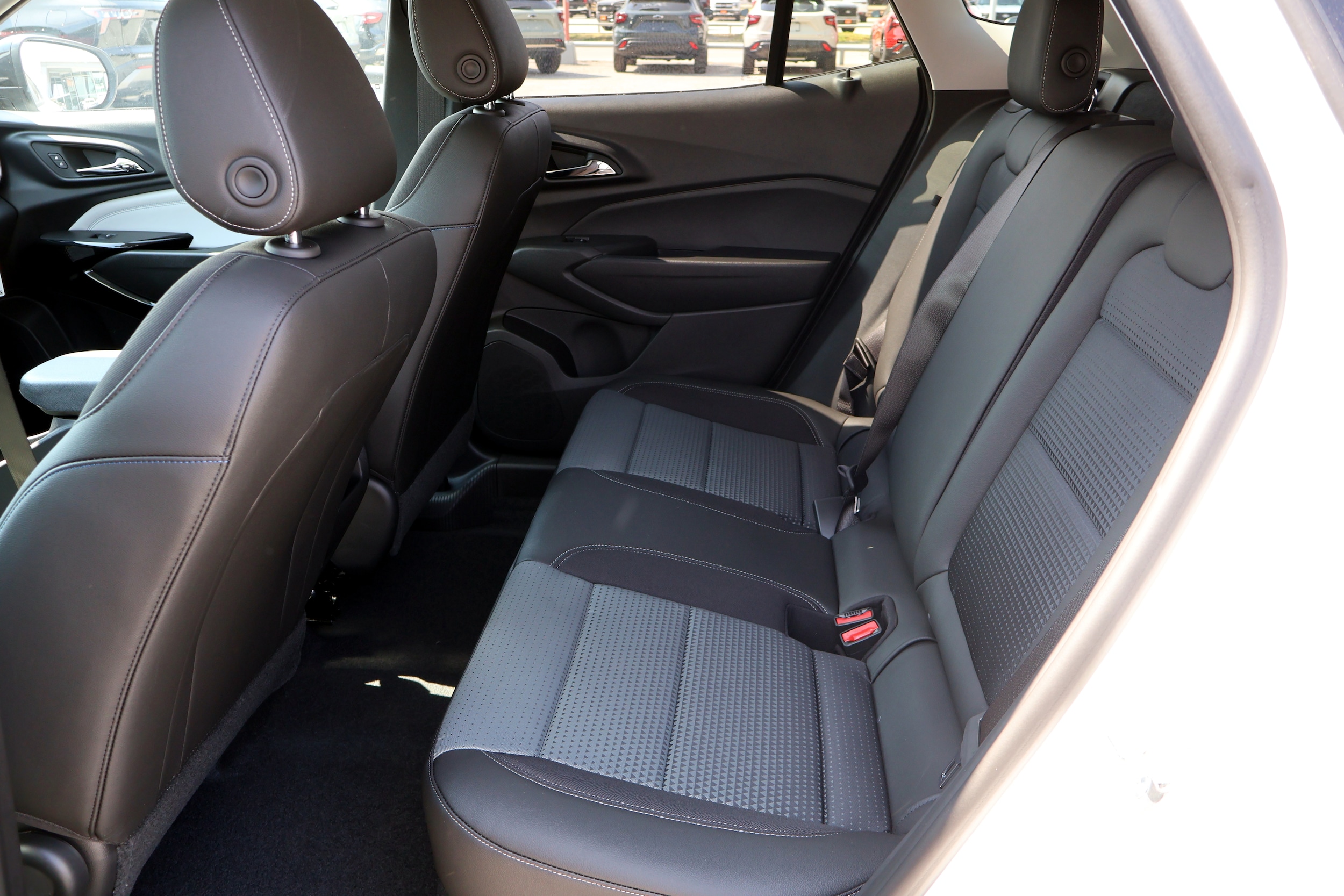 2026 Chevrolet Trax LT - Photo 7