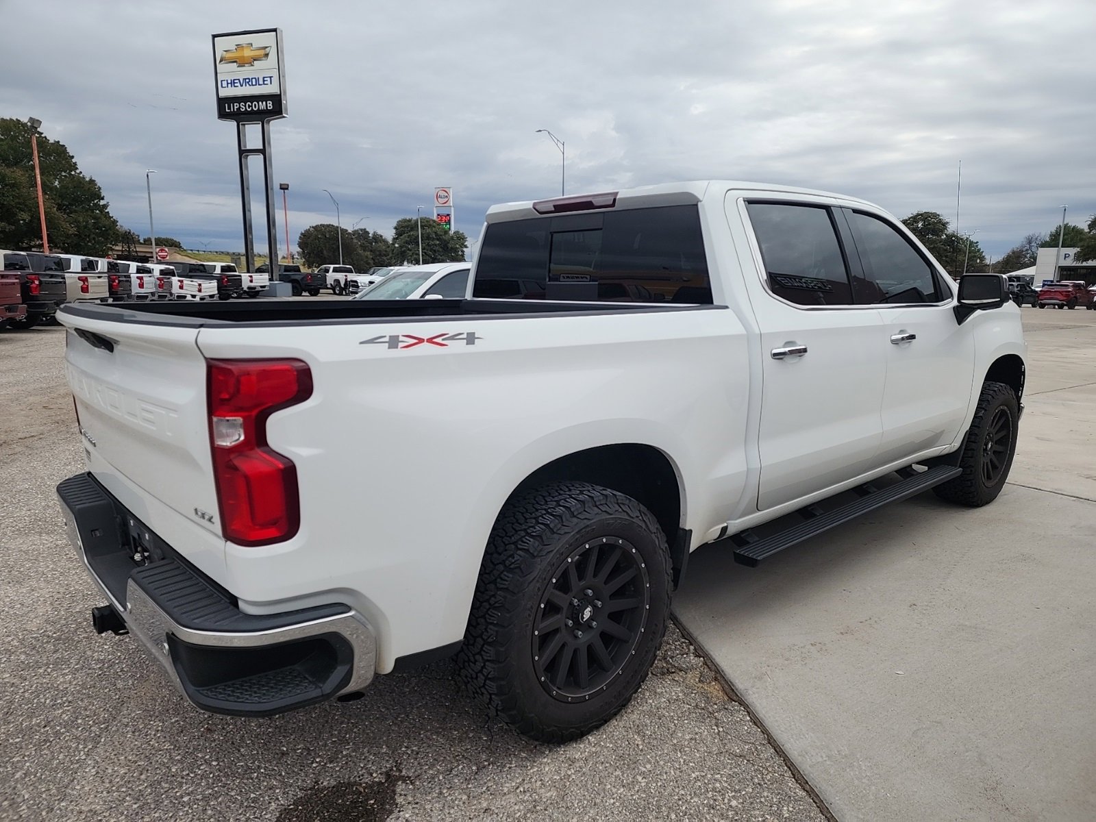 2021 Chevrolet Silverado 1500 LTZ photo 4
