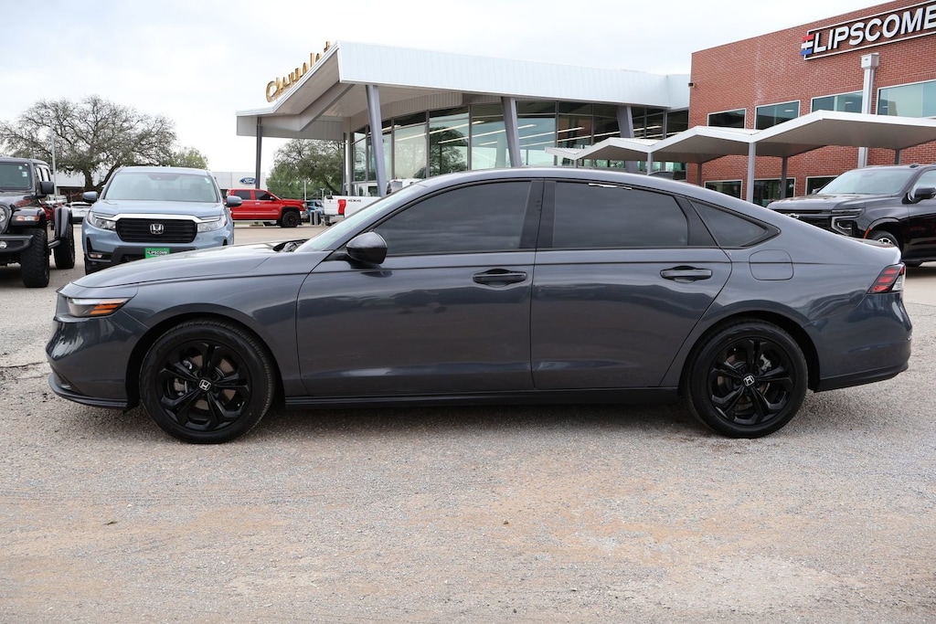 Used 2025 Honda Accord Sedan SE Sedan