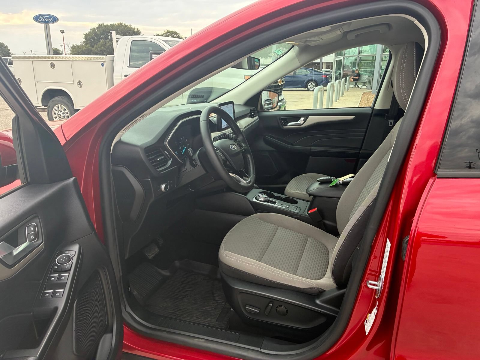 Used 2021 Ford Escape SE with VIN 1FMCU9G6XMUB01038 for sale in Burkburnett, TX