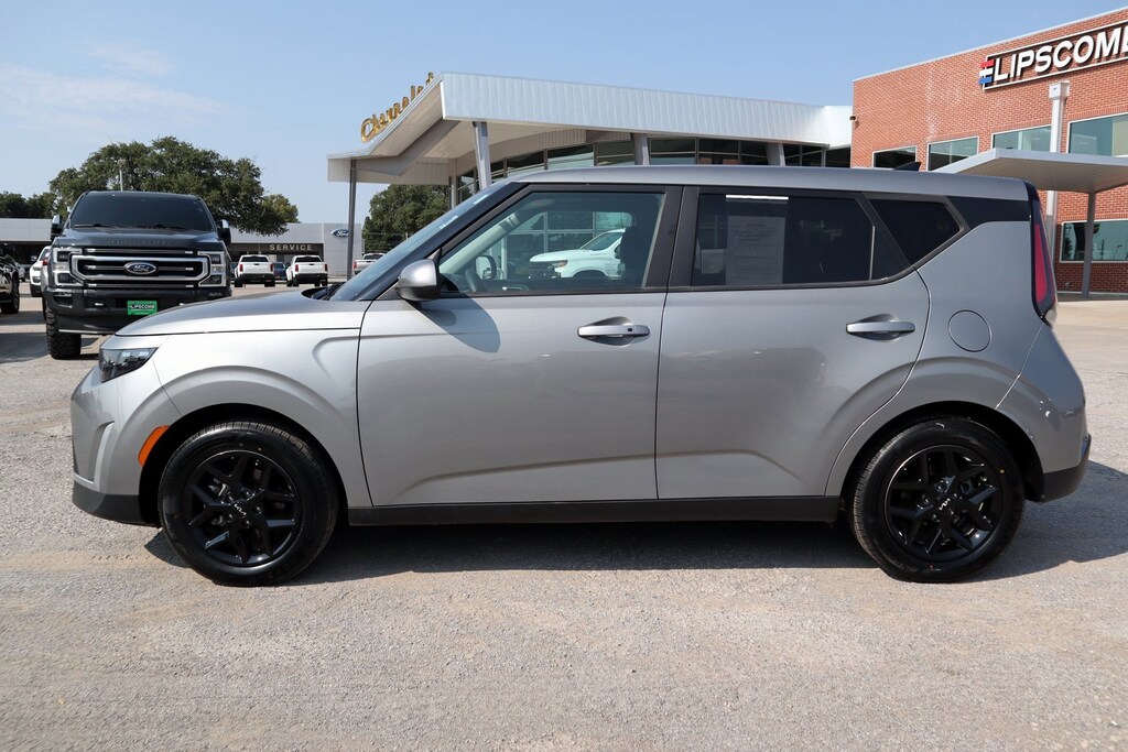 Used 2023 Kia Soul S Hatchback