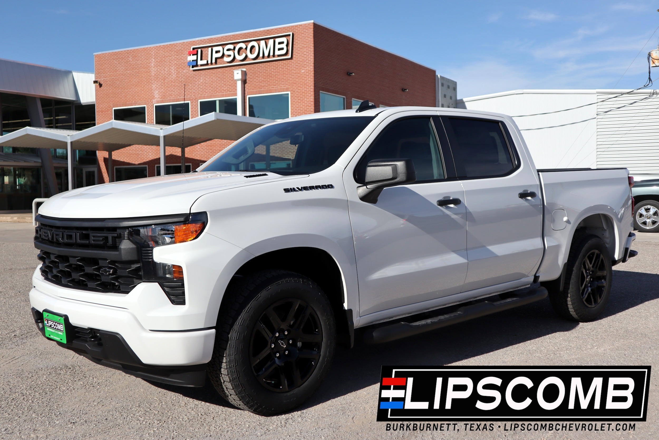 2026 Chevrolet Silverado 1500 Custom's photo