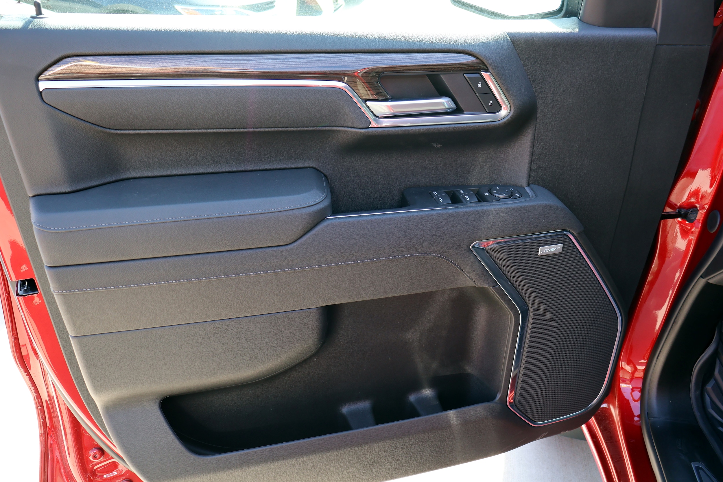 2026 Chevrolet Silverado 1500 LT Trail Boss - Photo 9