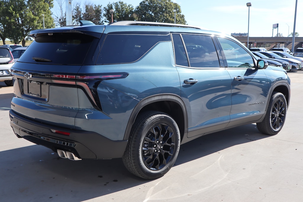 New 2026 Chevrolet Traverse LT SUV