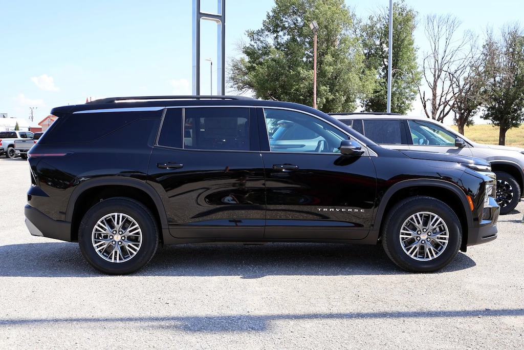 New 2027 Chevrolet Traverse LT SUV