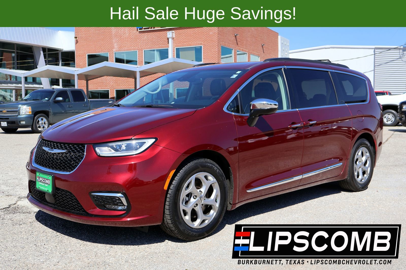 2023 Chrysler Pacifica Limited's photo