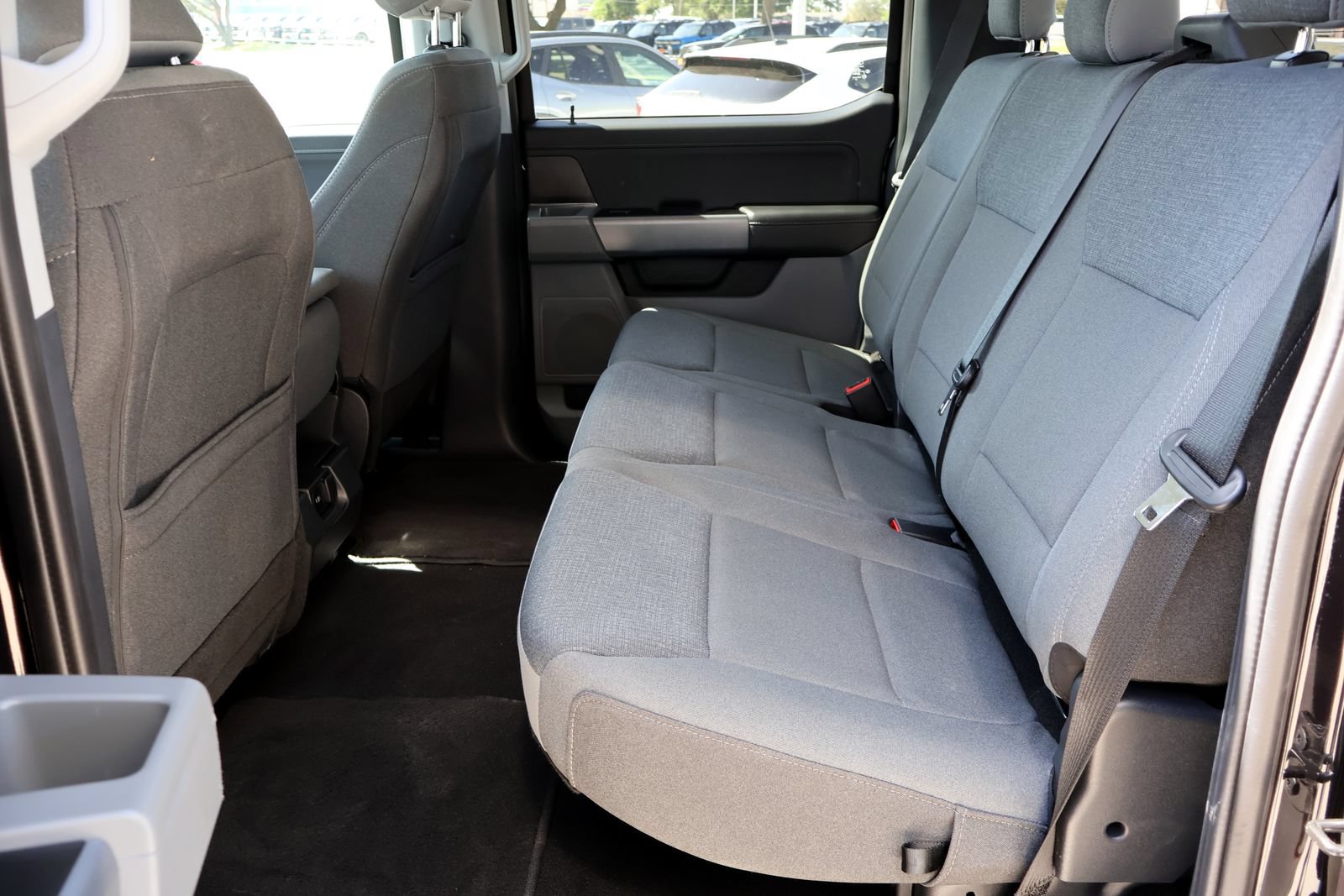 2025 Ford F-150 XLT - Photo 14
