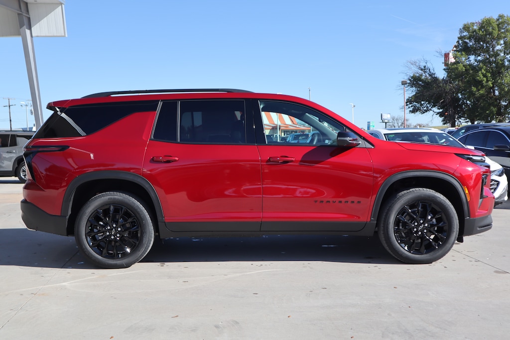 New 2026 Chevrolet Traverse LT SUV