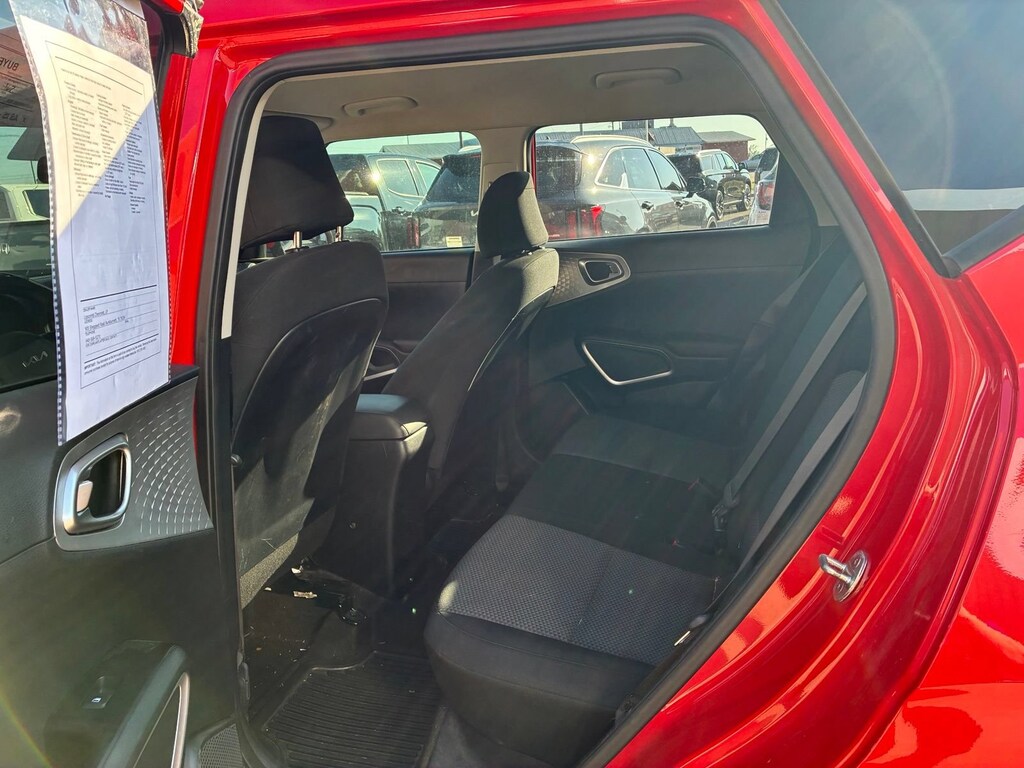 Used 2022 Kia Soul LX Hatchback