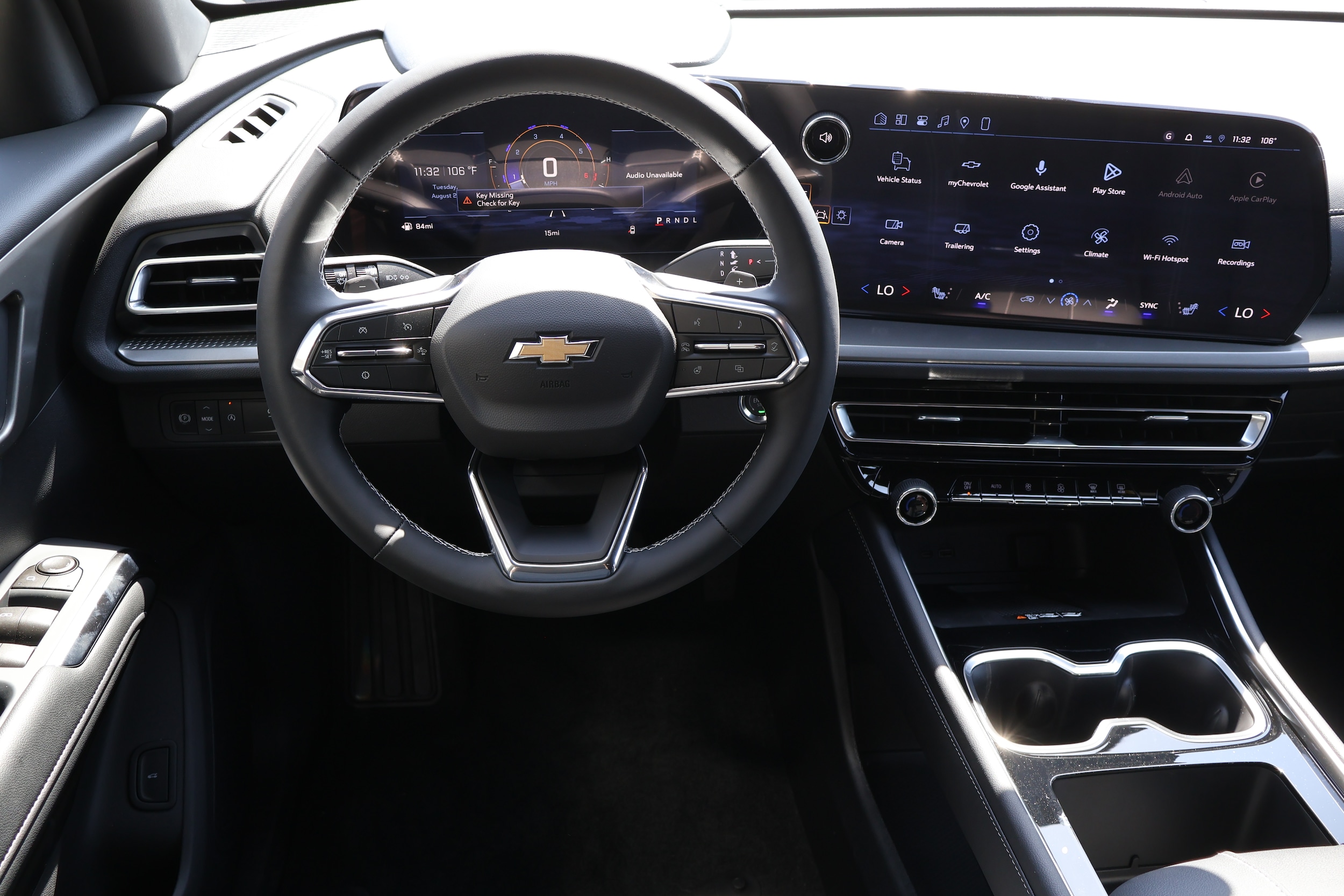 2027 Chevrolet Traverse LT - Photo 9
