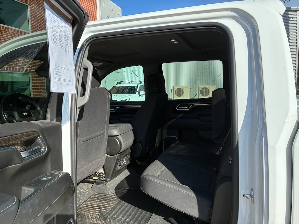 Used 2024 Chevrolet Silverado 1500 LT Truck Crew Cab