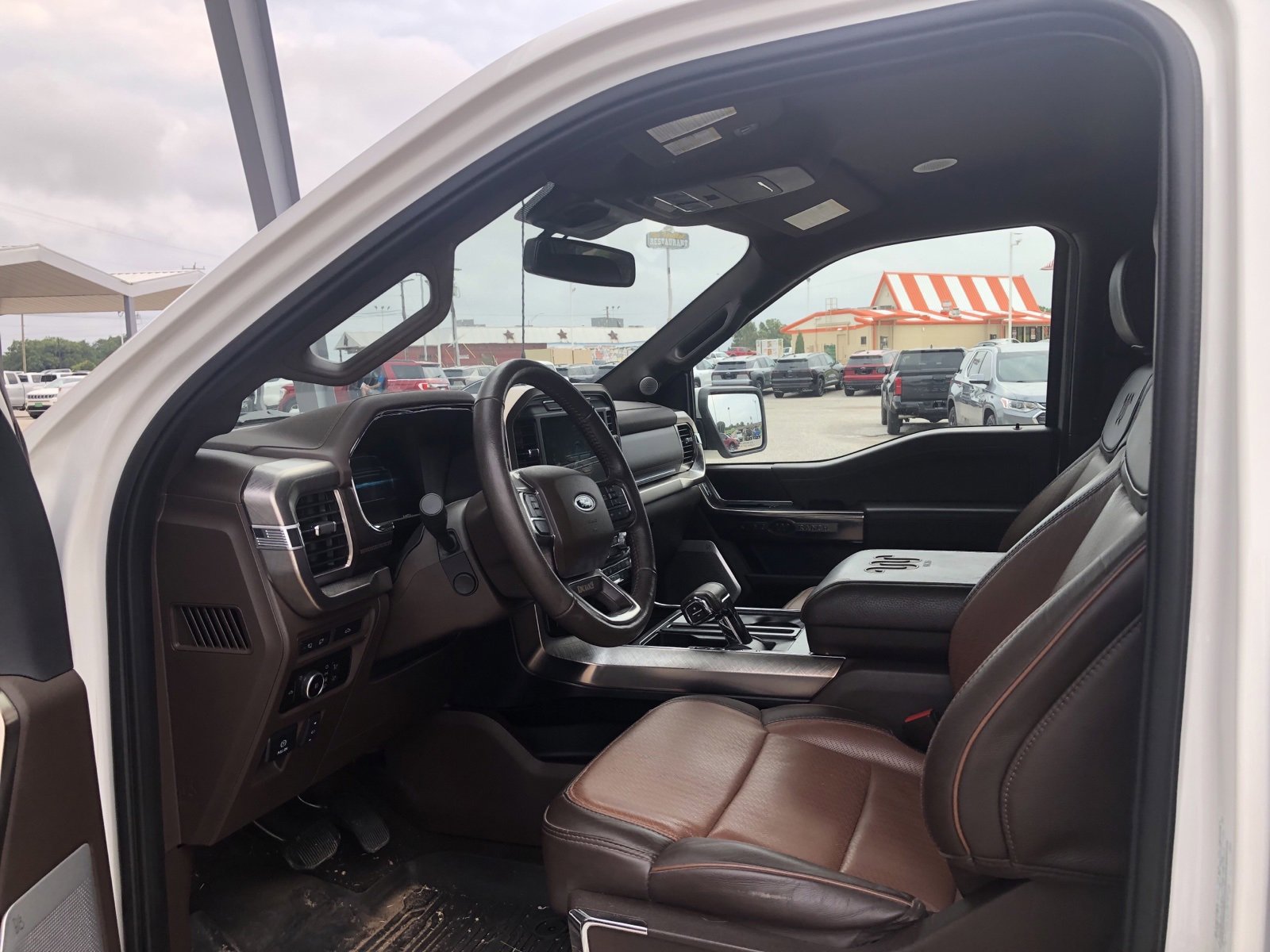 2023 Ford F-150 King Ranch photo 3
