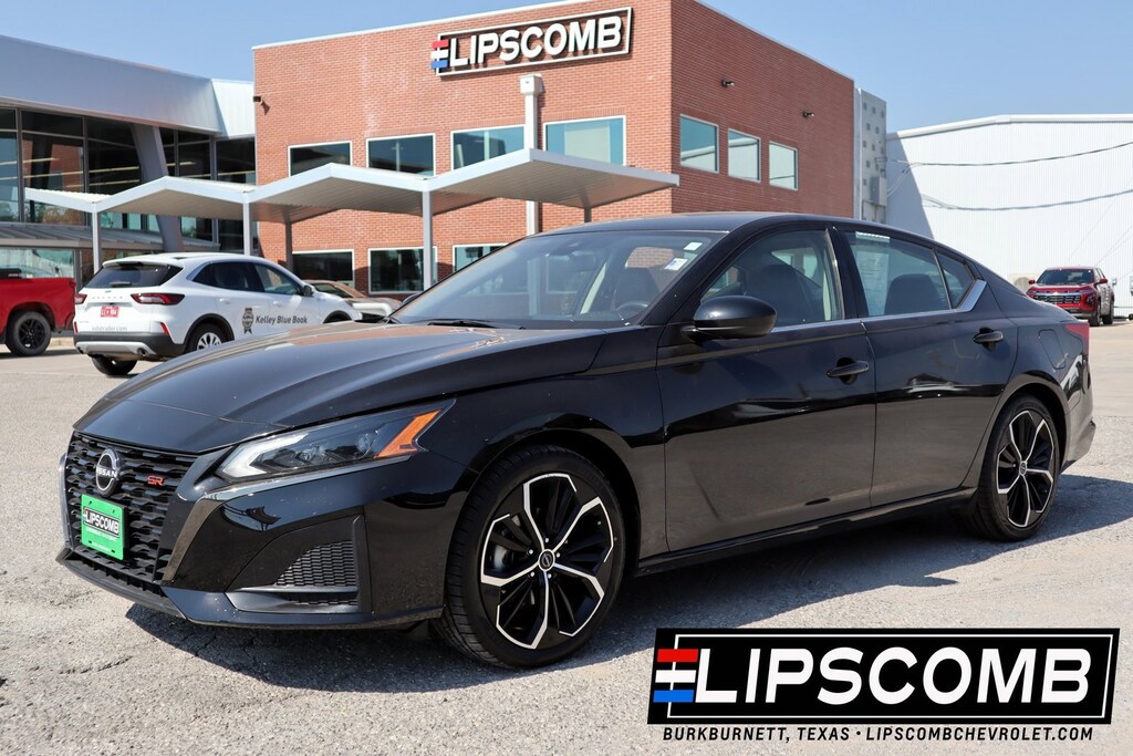 Used 2024 Nissan Altima 2.5 SR Sedan