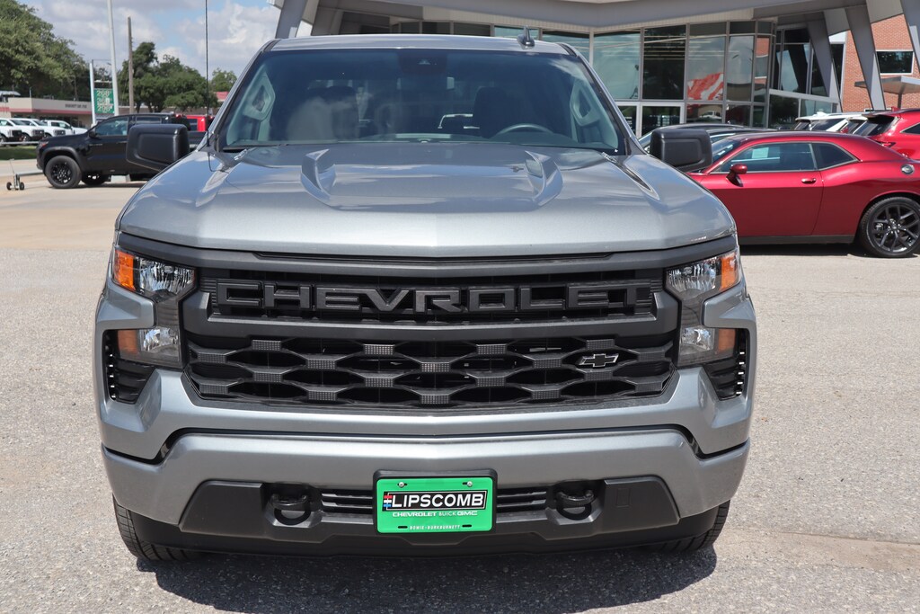 New 2025 Chevrolet Silverado 1500 Custom Truck