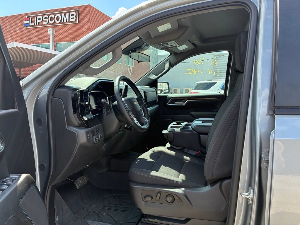 Used 2025 Chevrolet Silverado 1500 LT Truck Crew Cab