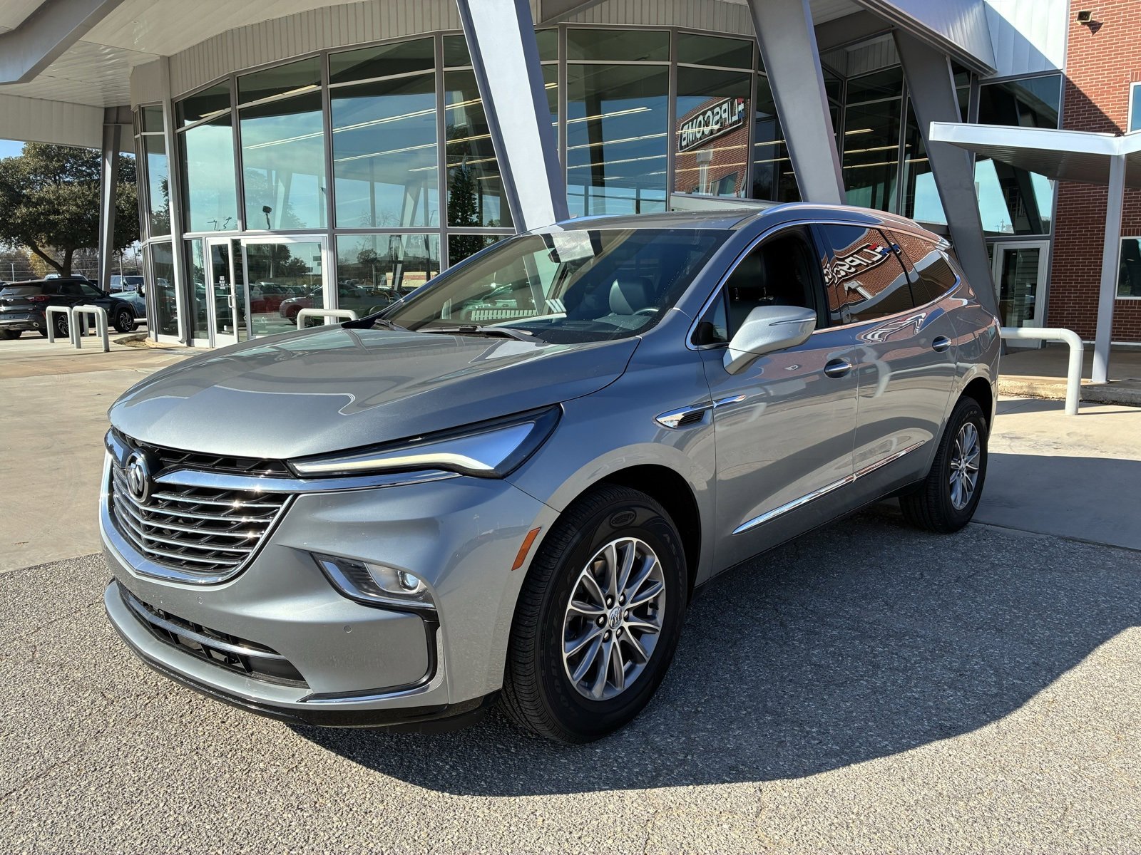 2024 Buick Enclave Premium's photo