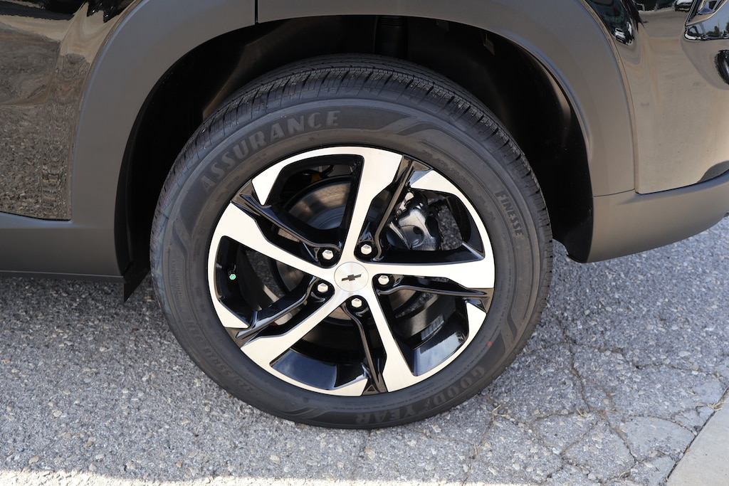 New 2026 Chevrolet Trax 1RS SUV