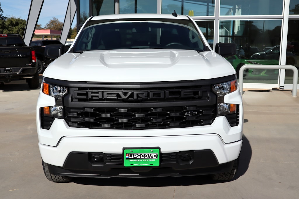 New 2026 Chevrolet Silverado 1500 Custom Truck