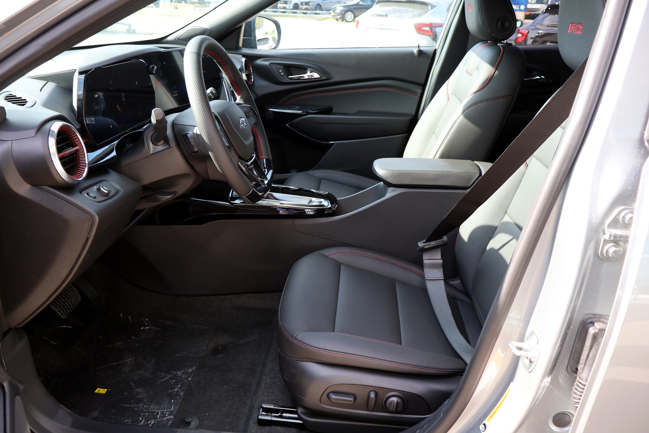 2026 Chevrolet Trax RS - Photo 10