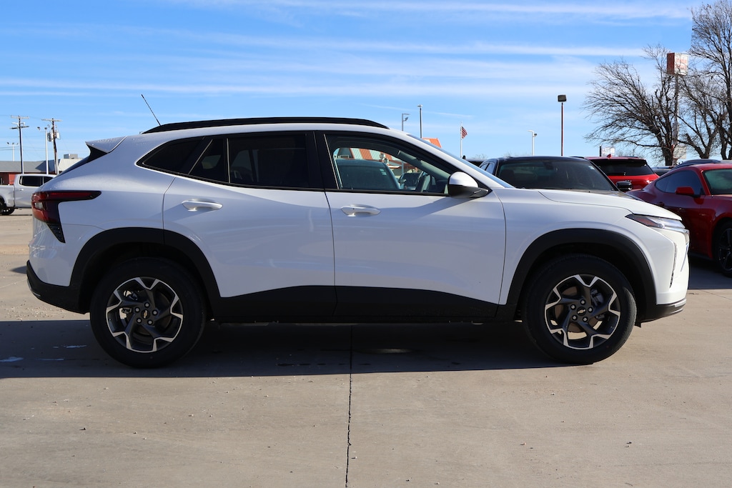 New 2026 Chevrolet Trax LT SUV