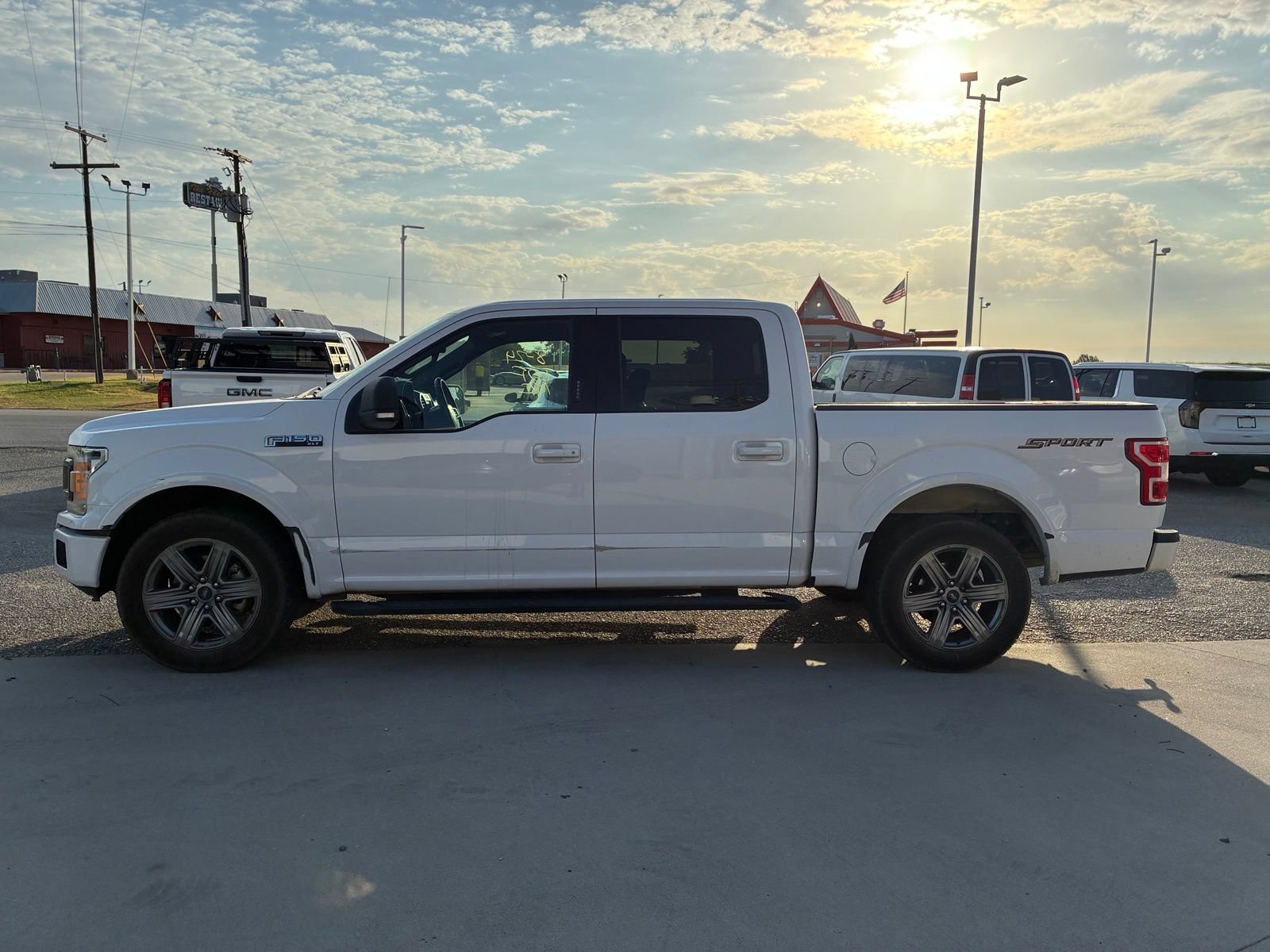 Used 2019 Ford F-150 XLT with VIN 1FTEW1CP4KKE77489 for sale in Burkburnett, TX