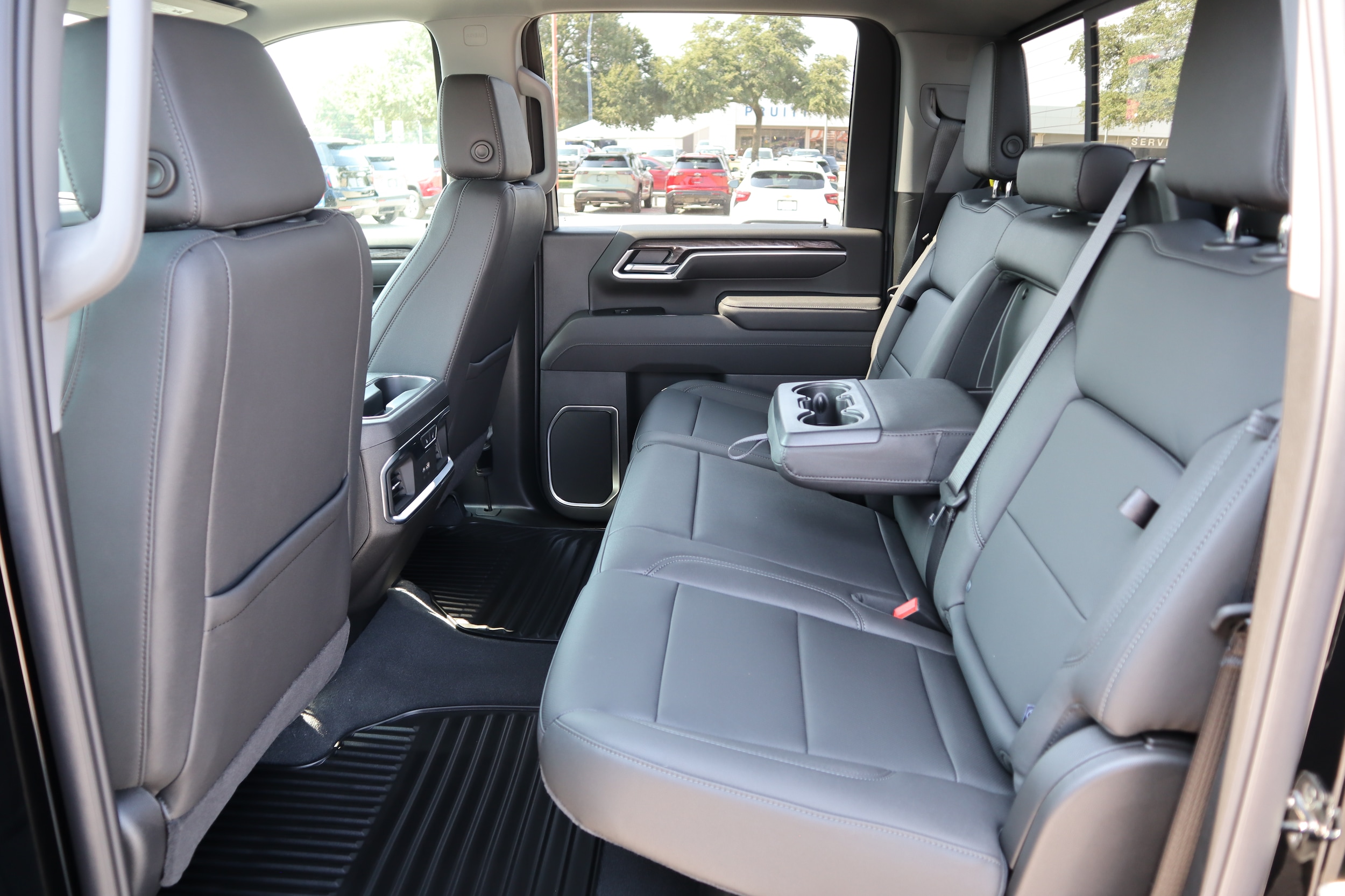 2025 Chevrolet Silverado 2500 HD LTZ - Photo 6