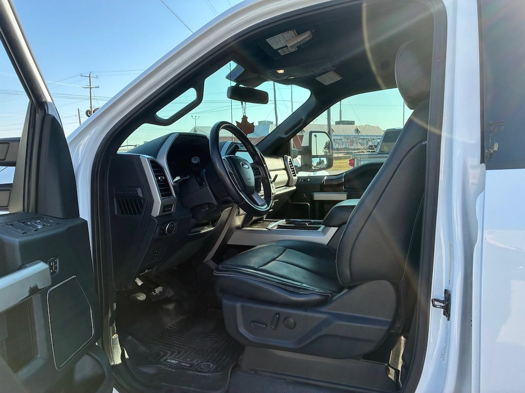 Used 2022 Ford F-350 Lariat Truck Crew Cab