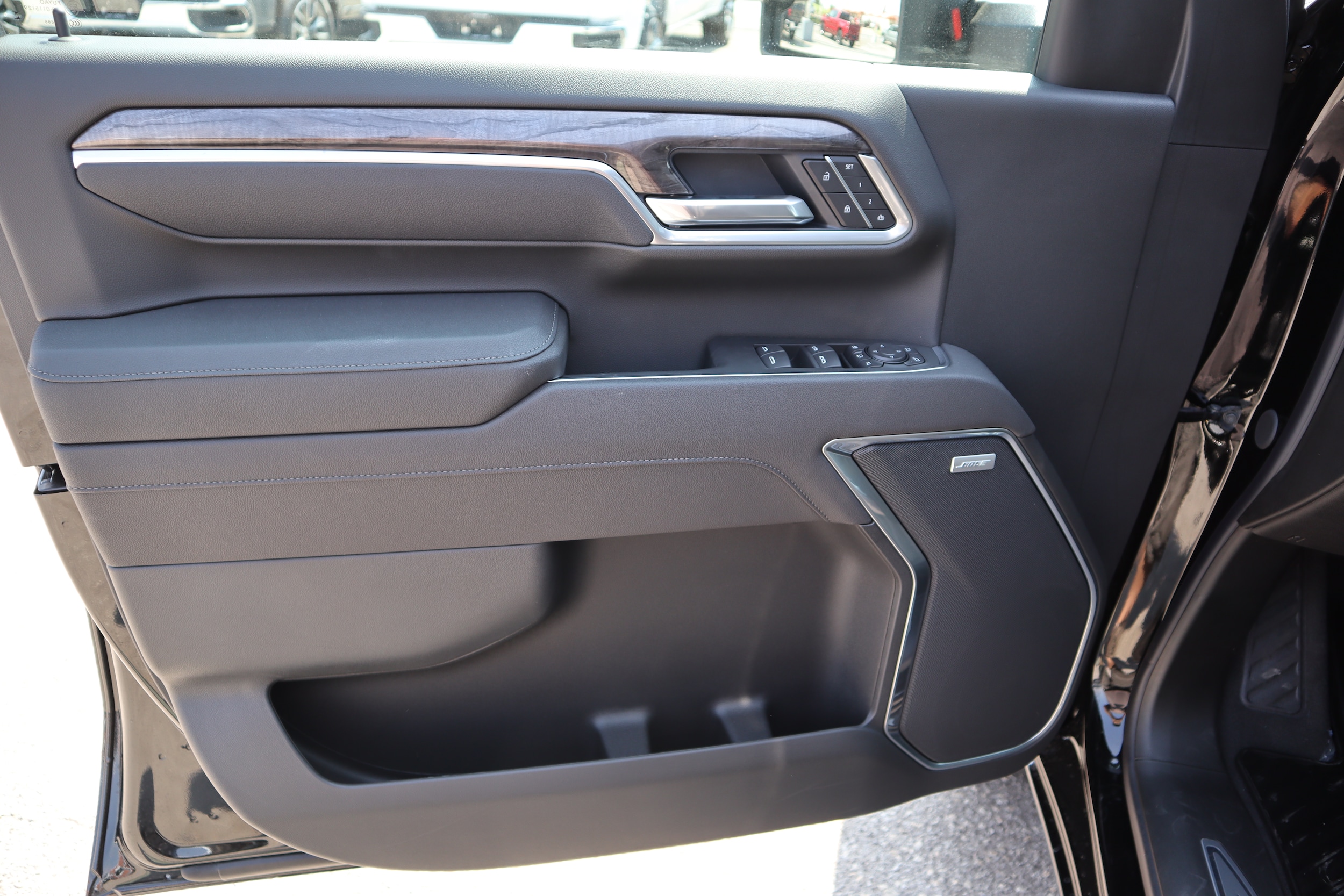 2025 Chevrolet Silverado 2500 HD LTZ - Photo 8