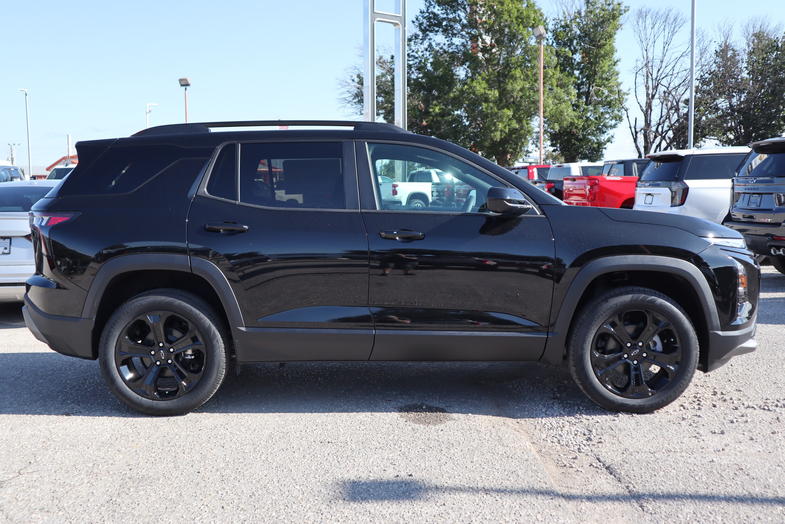 2026 Chevrolet Equinox LT photo 3