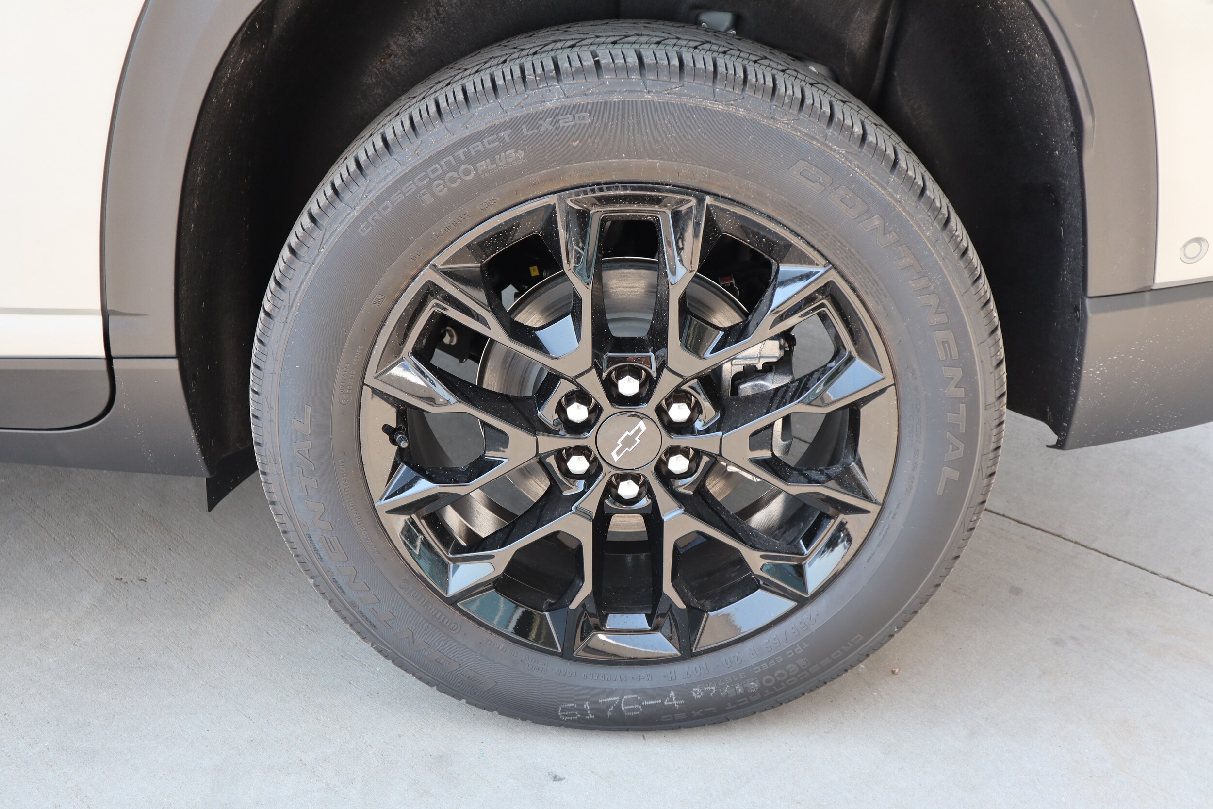 2026 Chevrolet Traverse LT - Photo 6