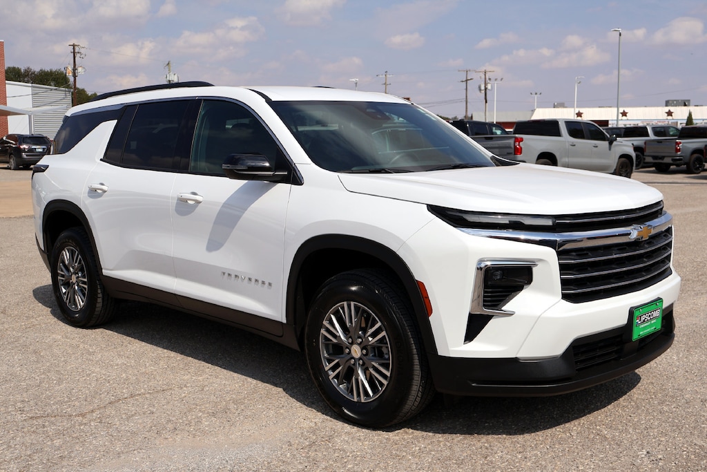 Used 2026 Chevrolet Traverse LT SUV