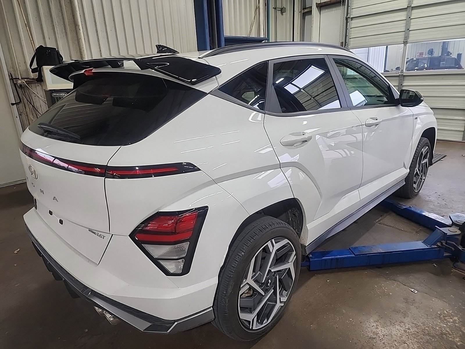 2024 Hyundai Kona N Line photo 3