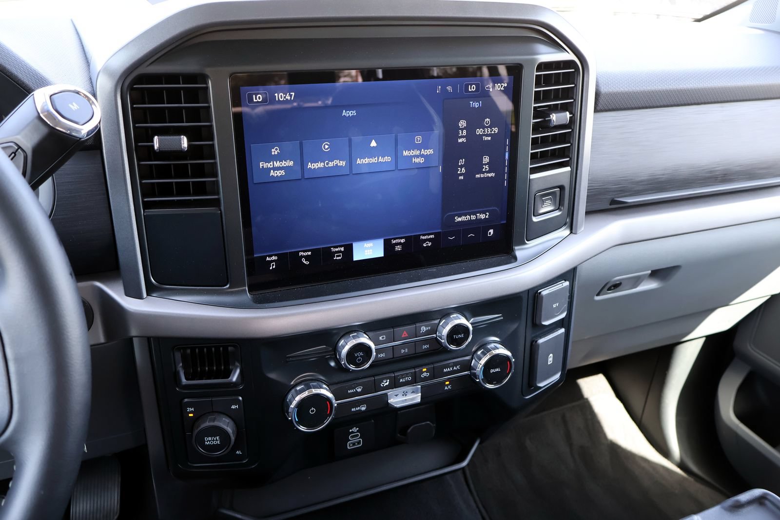 2025 Ford F-150 XLT - Photo 19