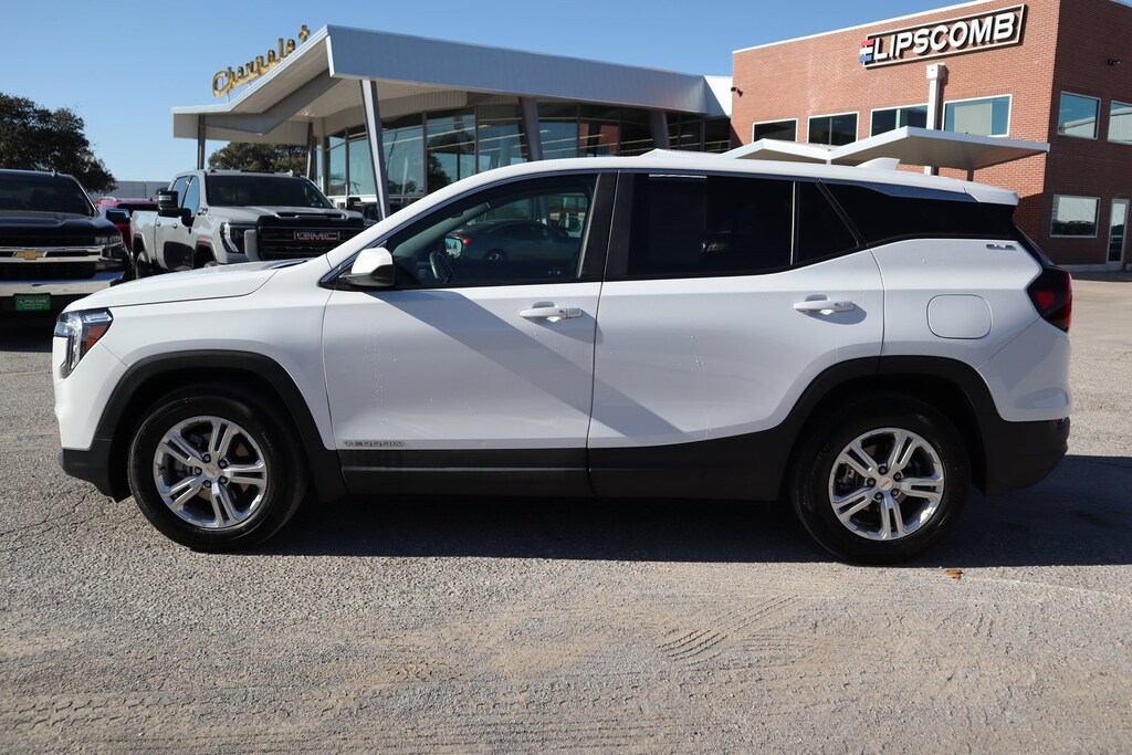 Used 2024 GMC Terrain SLE SUV