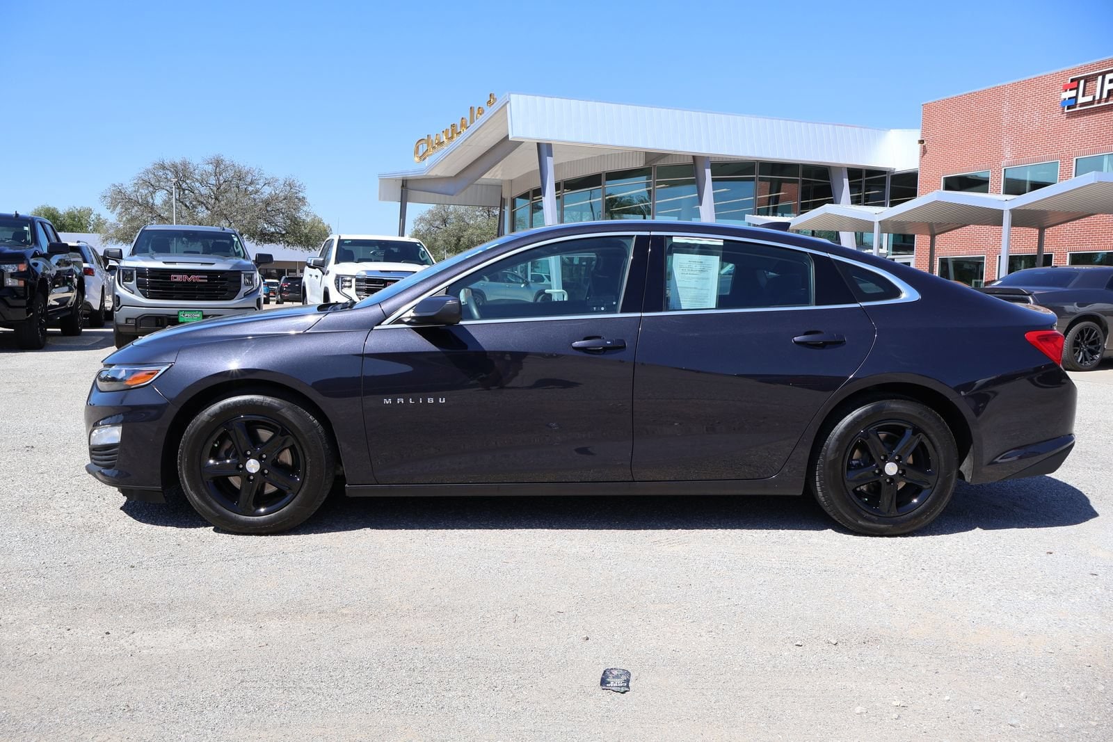 Used 2023 Chevrolet Malibu 1LT with VIN 1G1ZD5ST5PF169124 for sale in Burkburnett, TX