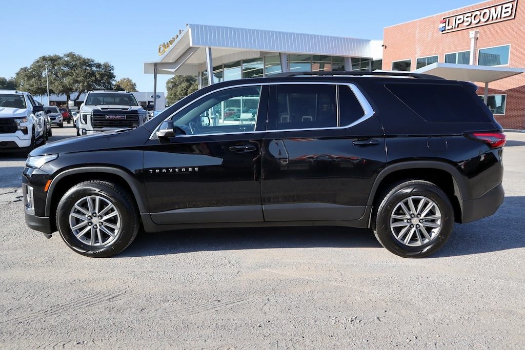 Used 2023 Chevrolet Traverse LT Leather SUV