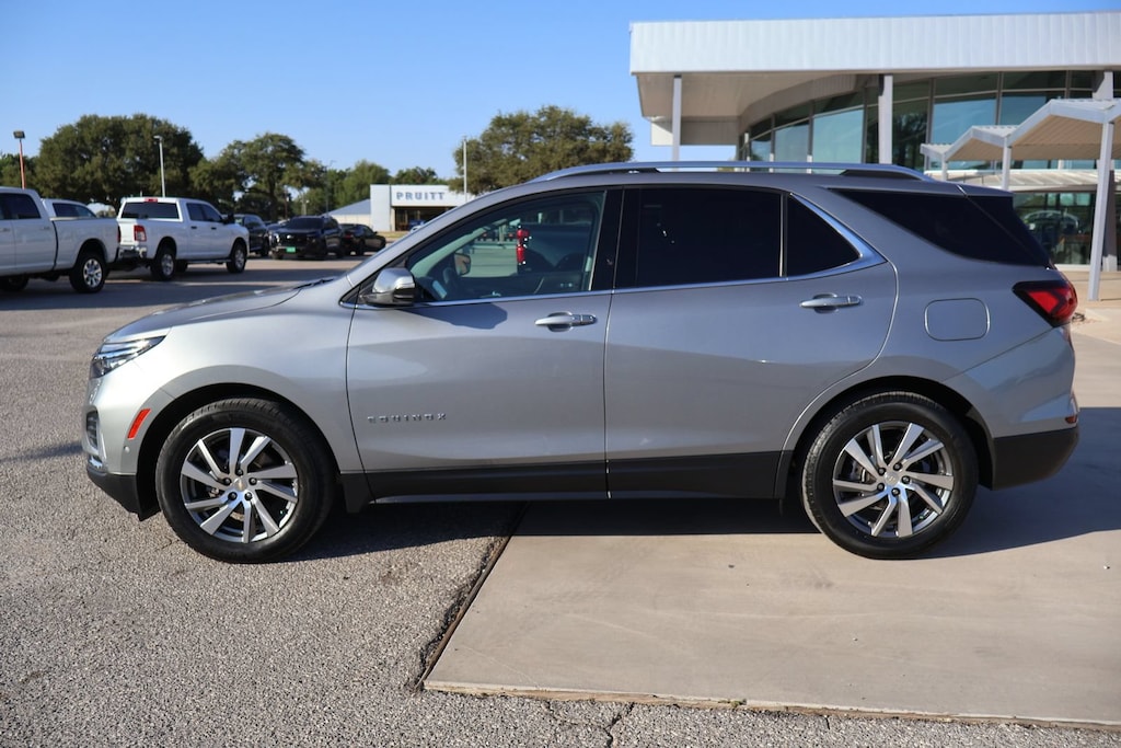 Used 2023 Chevrolet Equinox Premier SUV