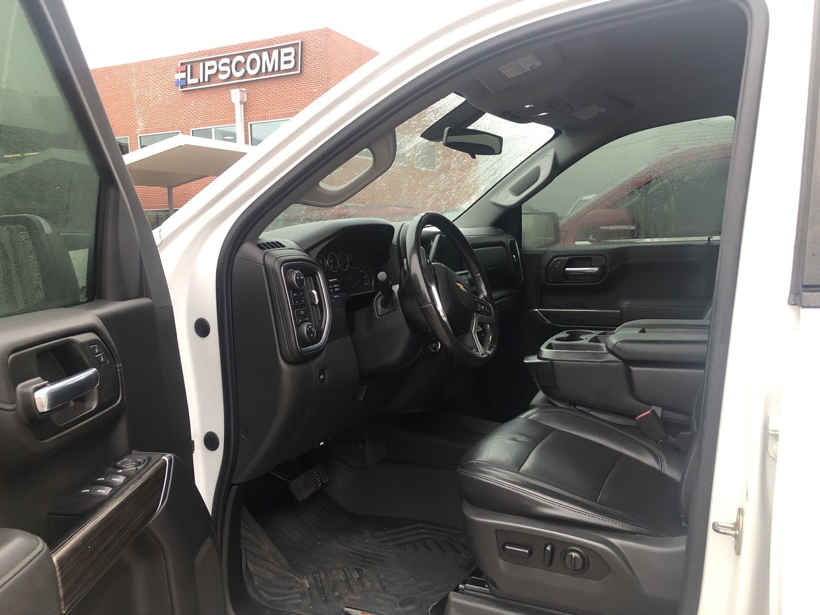 2020 Chevrolet Silverado 1500 LT Texas Edition photo 2