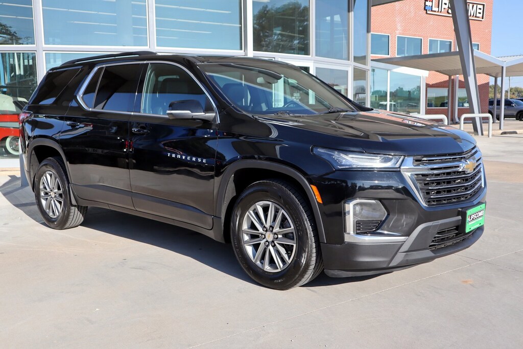 Used 2023 Chevrolet Traverse LT Leather SUV