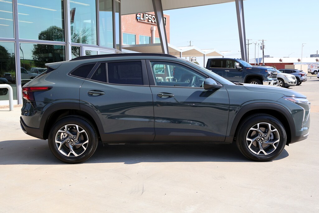 New 2026 Chevrolet Trax LT SUV