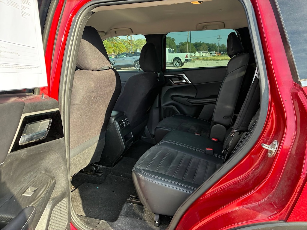 Used 2022 Mitsubishi Outlander SE 2.5 2WD CUV