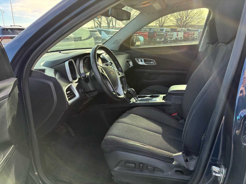 Used 2017 Chevrolet Equinox LT SUV