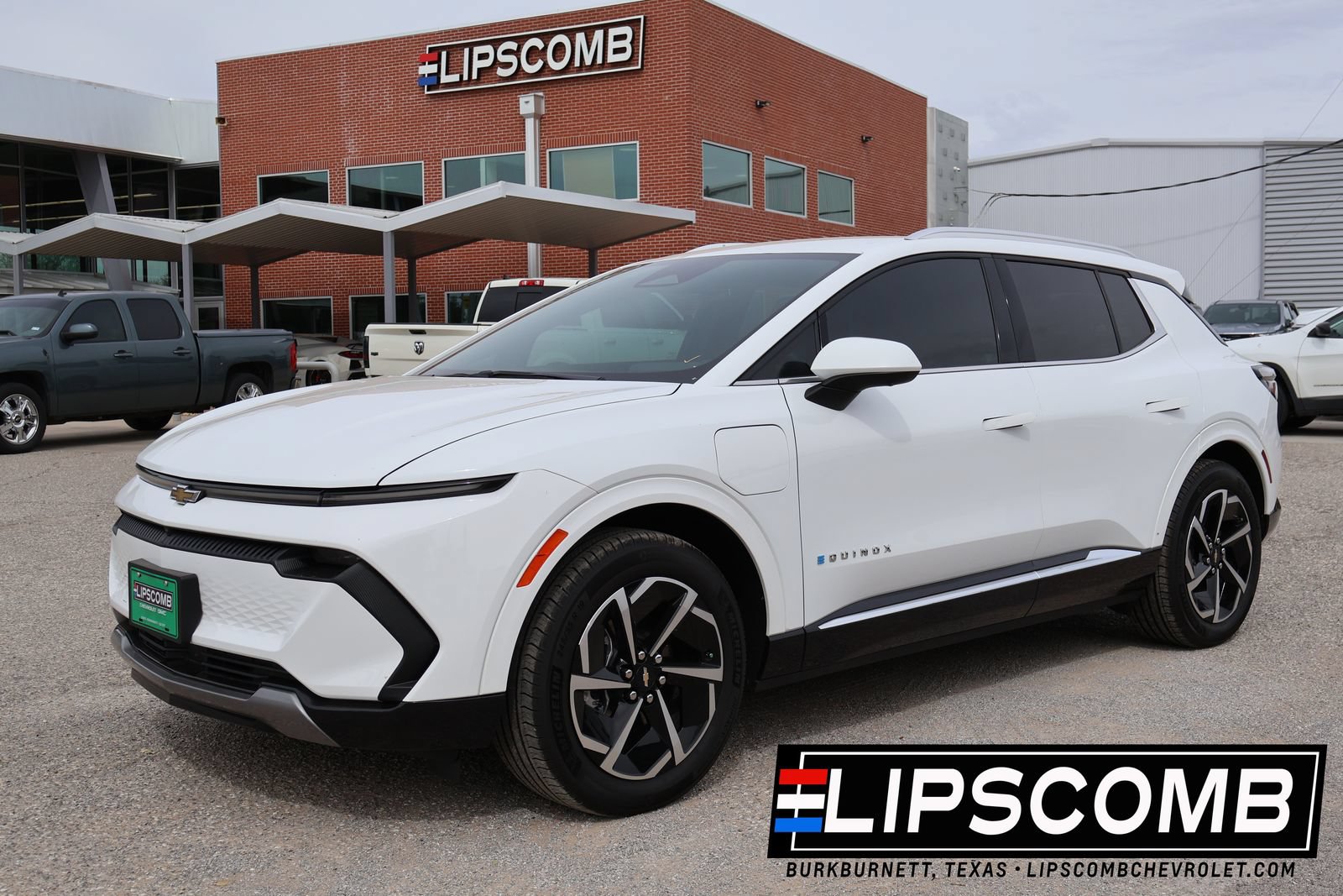 2024 Chevrolet Equinox EV 2LT FWD's photo