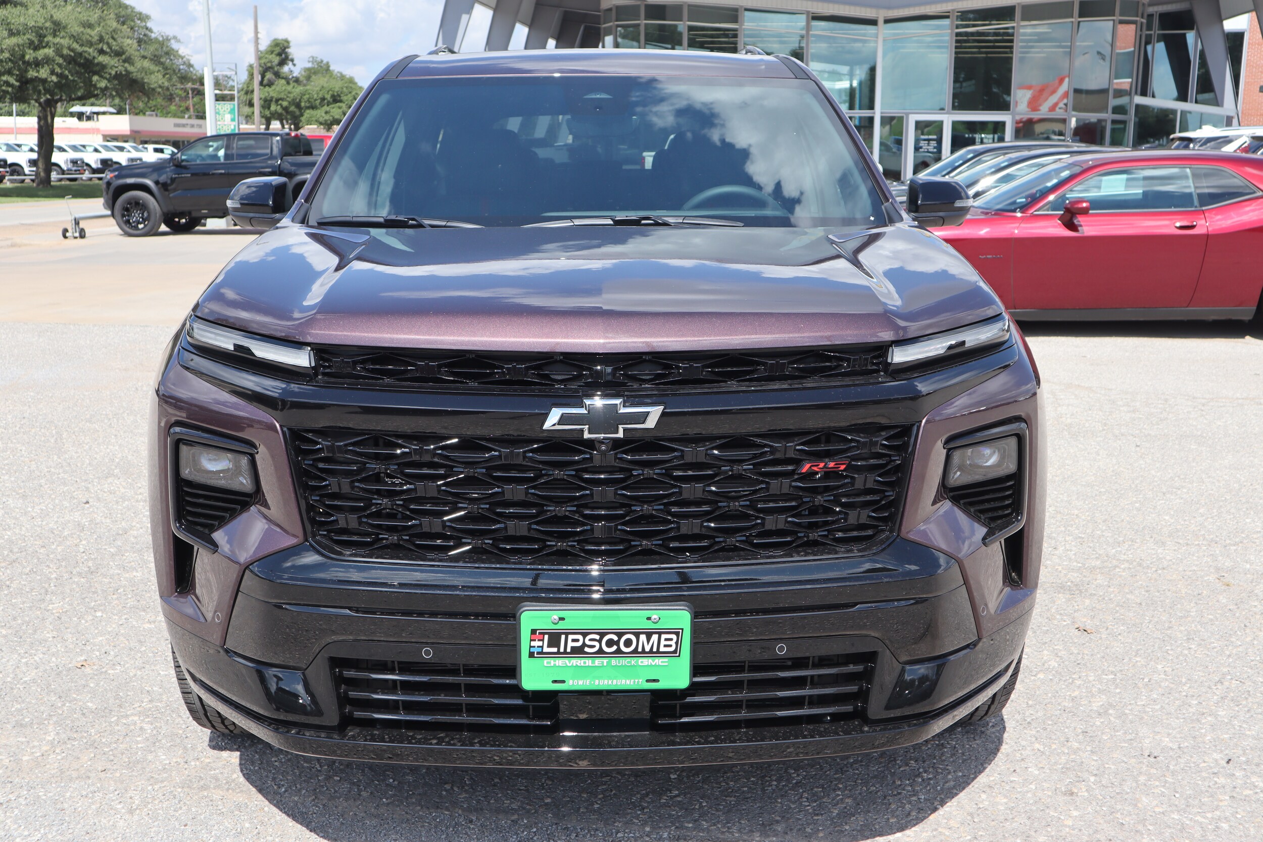 2026 Chevrolet Traverse RS photo 2