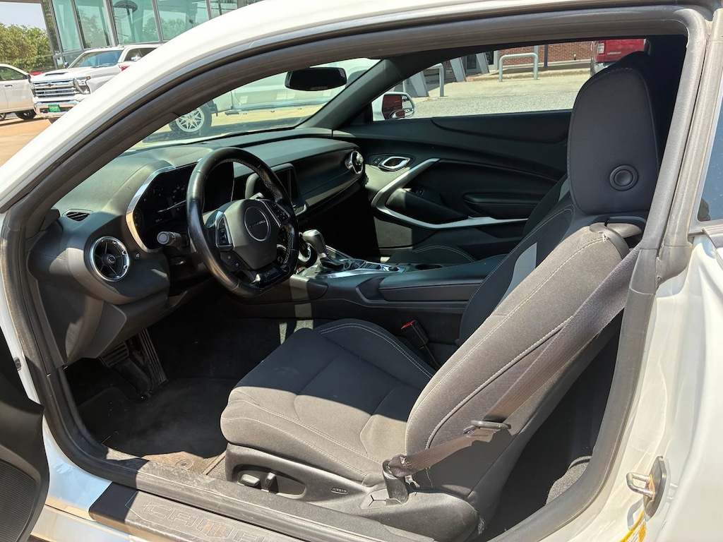 Used 2017 Chevrolet Camaro 1LT Coupe