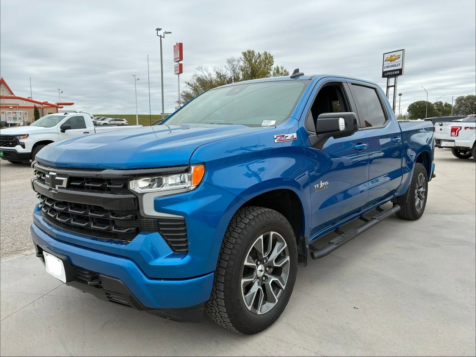 2023 Chevrolet Silverado 1500 Truck Crew Cab 