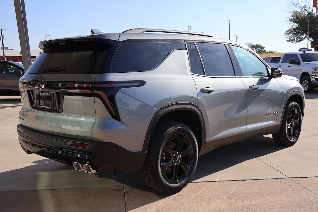 New 2027 Chevrolet Traverse LT SUV