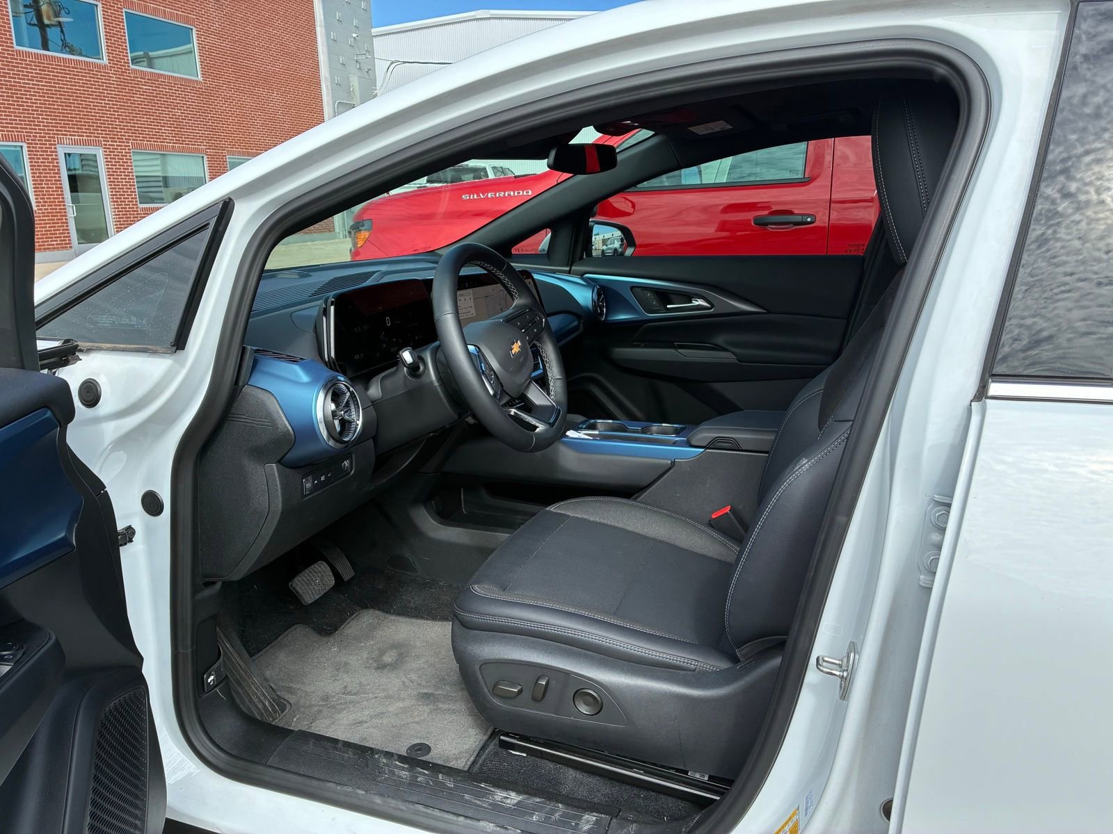 Used 2024 Chevrolet Equinox EV LT with VIN 3GN7DLRP2RS280795 for sale in Burkburnett, TX